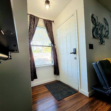 Hi-Tek-Duplex A-Two 75In 4K Led Villa Charleston Kültér fotó