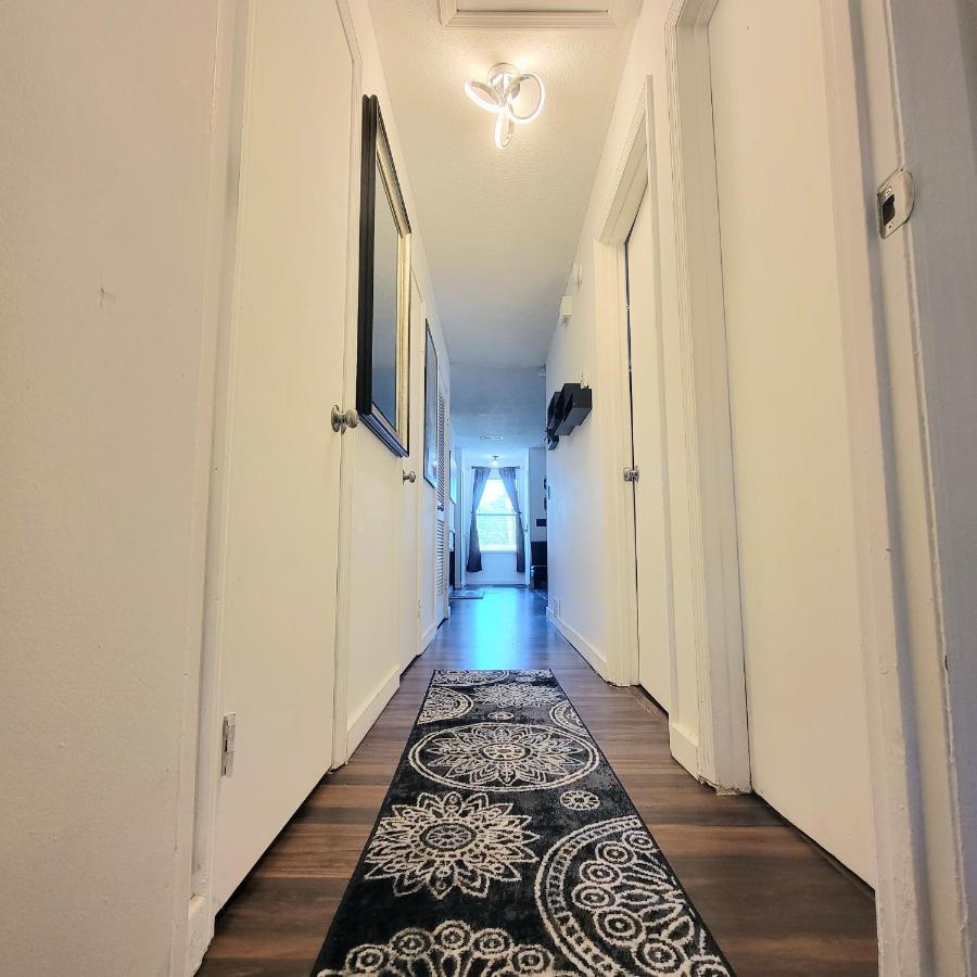 Hi-Tek-Duplex A-Two 75In 4K Led Villa Charleston Kültér fotó