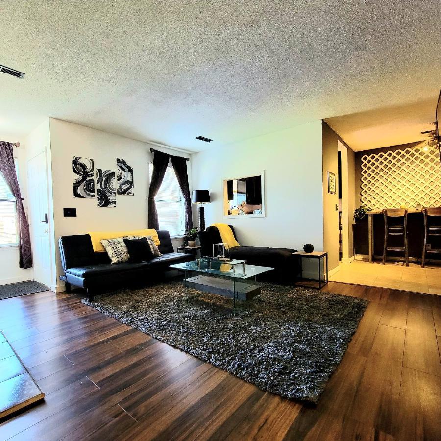 Hi-Tek-Duplex A-Two 75In 4K Led Villa Charleston Kültér fotó